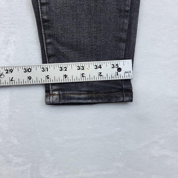 Judy Blue Skinny Faded Black Jeans Jb88287 Size 11/30 28x27
Waist 15”. - Picture 6 of 10